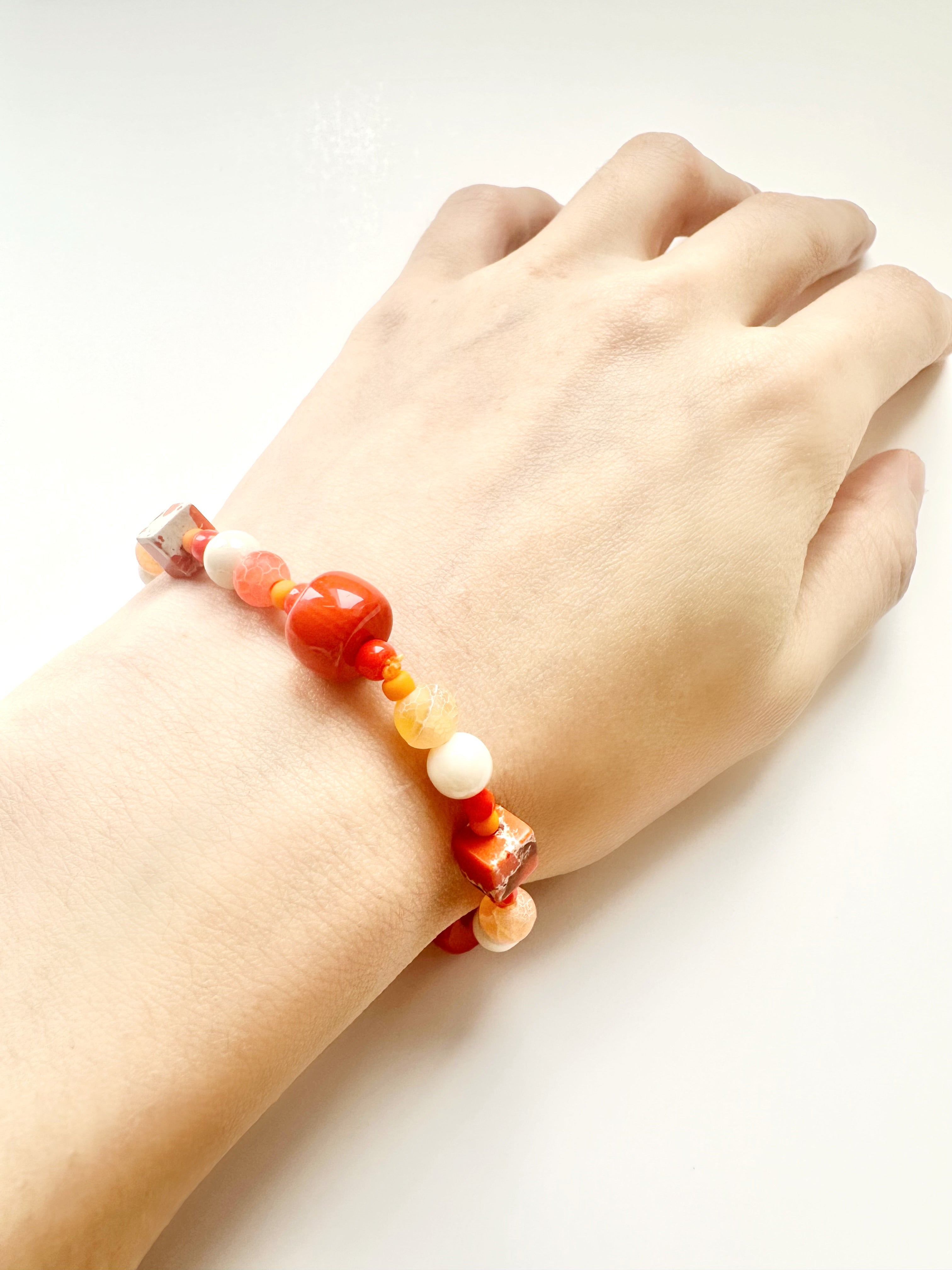 Bracciale in pietra fatto a mano - Arancio caramellato