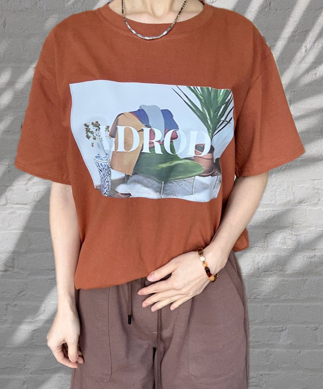 Design T-Shirt- Orange Brown