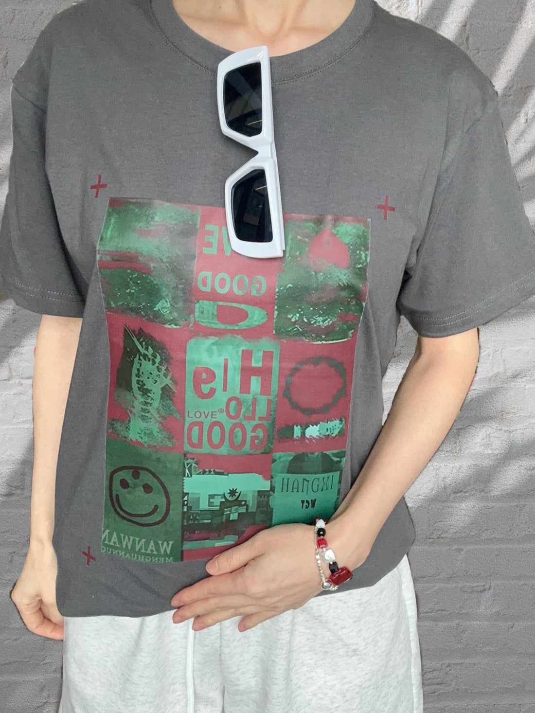 Design T-shirt- Grey