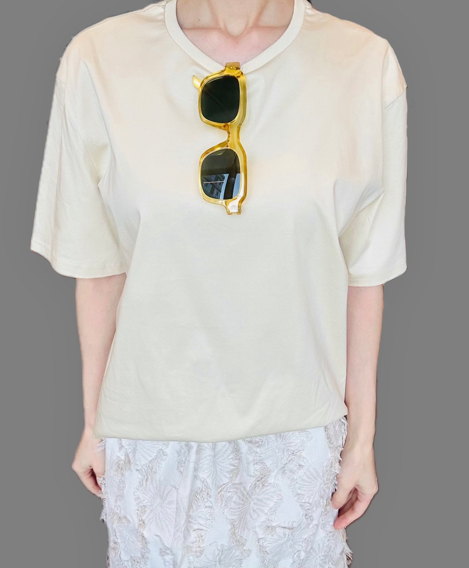 T-shirt-giallo chiaro