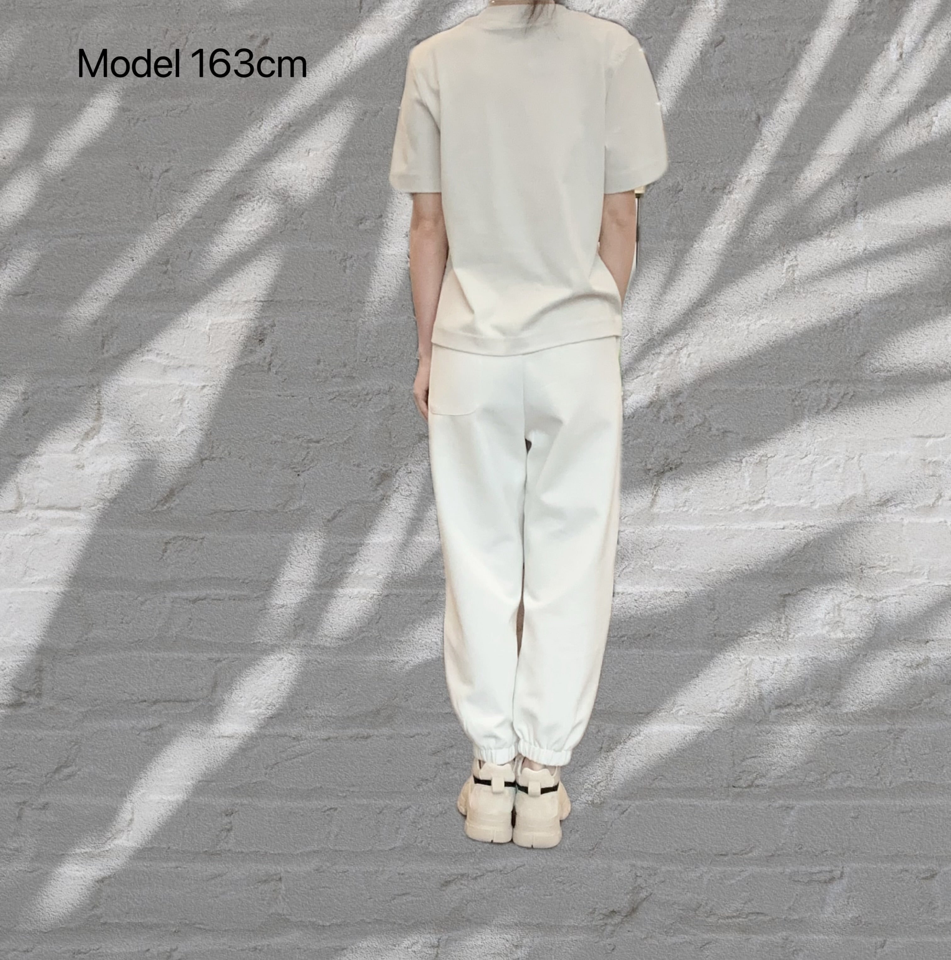 T-shirt- Light Beige