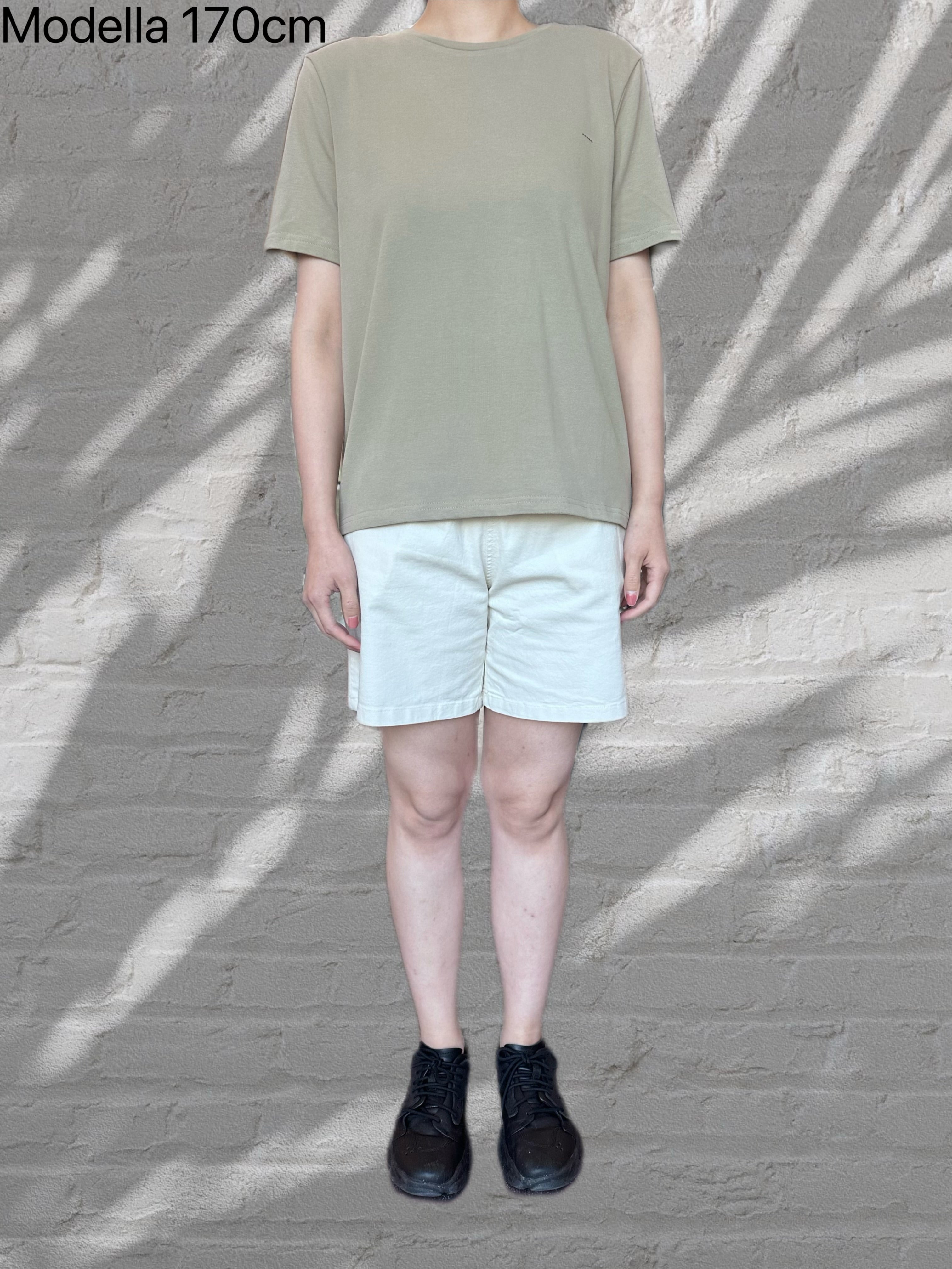 T-shirt- Olive Green