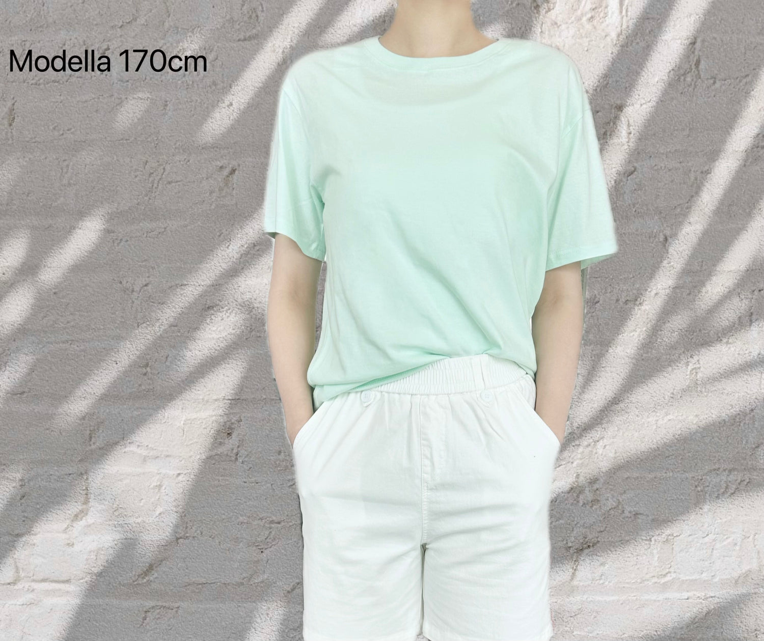 T-shirt- Mint Green