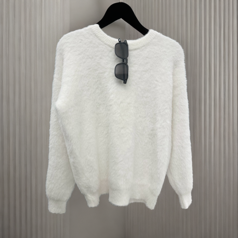 Fluffy Sweater- White